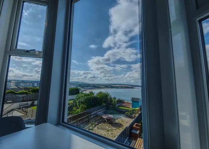 Bay View Holiday Apartments